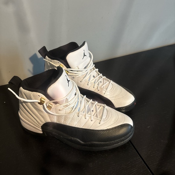 Air Jordan12 Retro "Taxi"2013 - Picture 1 of 5